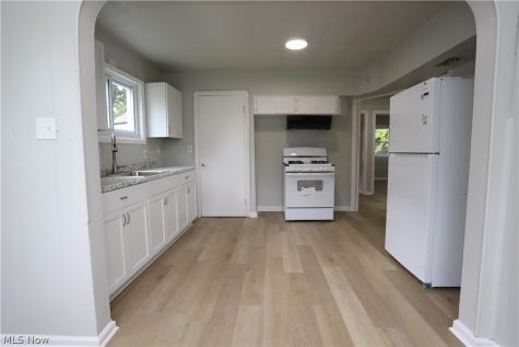 10502 Park Heights Road Cleveland OH 44104
