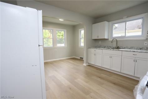 10502 Park Heights Road Cleveland OH 44104