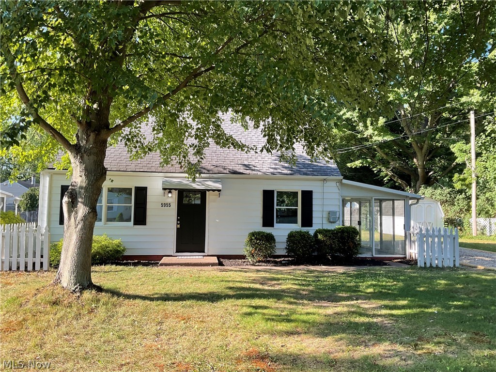 5955 Chapel Road Madison OH 44057