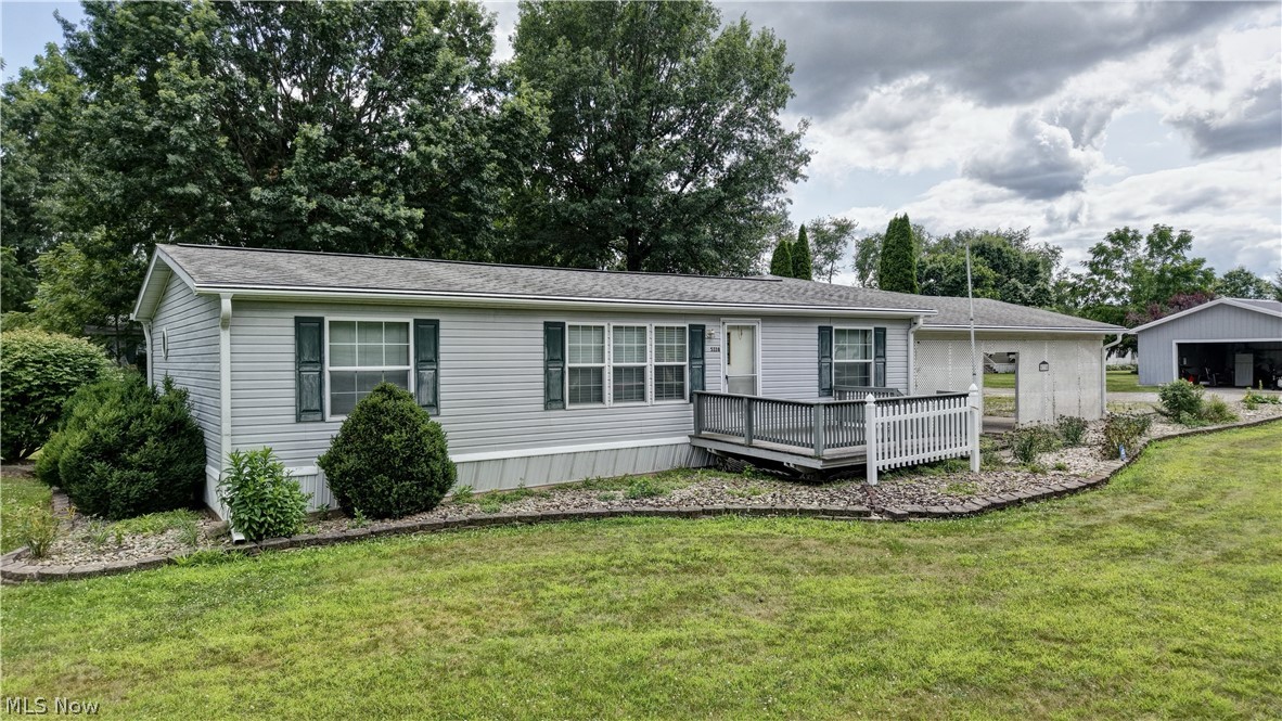 5338 Angela Drive NW Beach City OH 44608