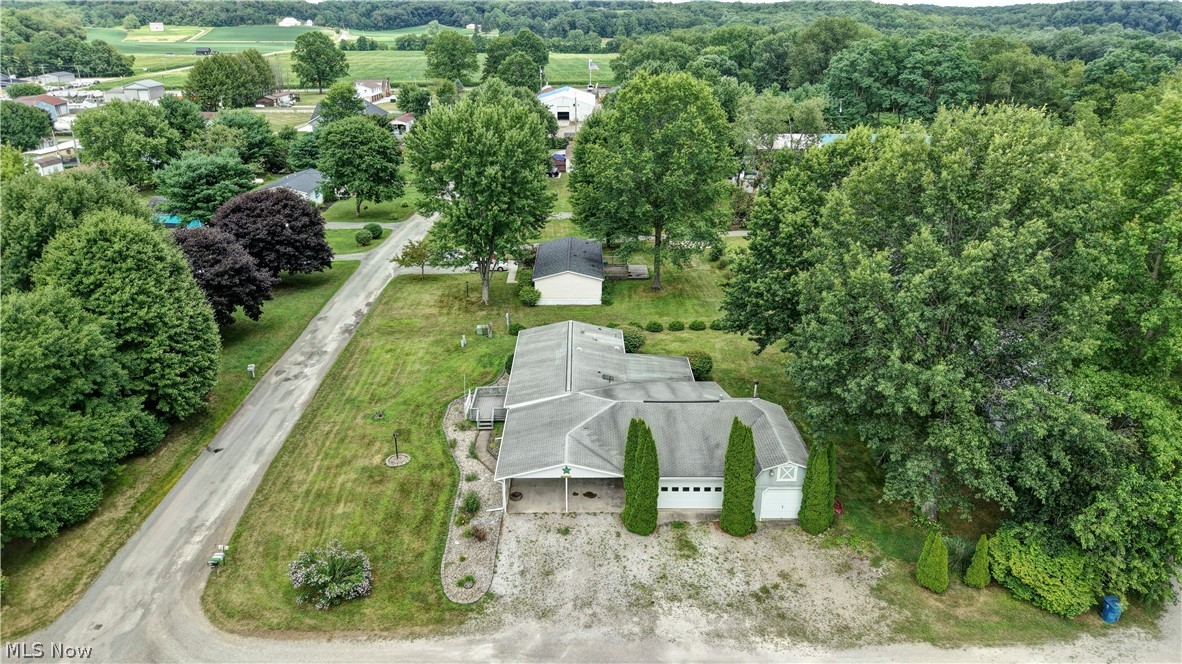 5338 Angela Drive NW Beach City OH 44608
