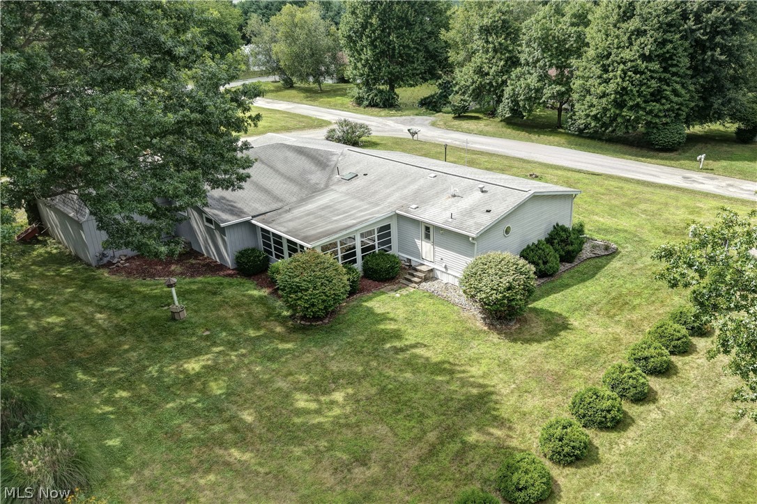 5338 Angela Drive NW Beach City OH 44608