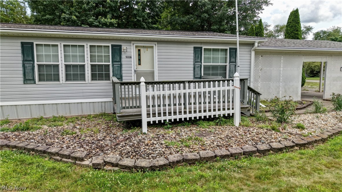 5338 Angela Drive NW Beach City OH 44608