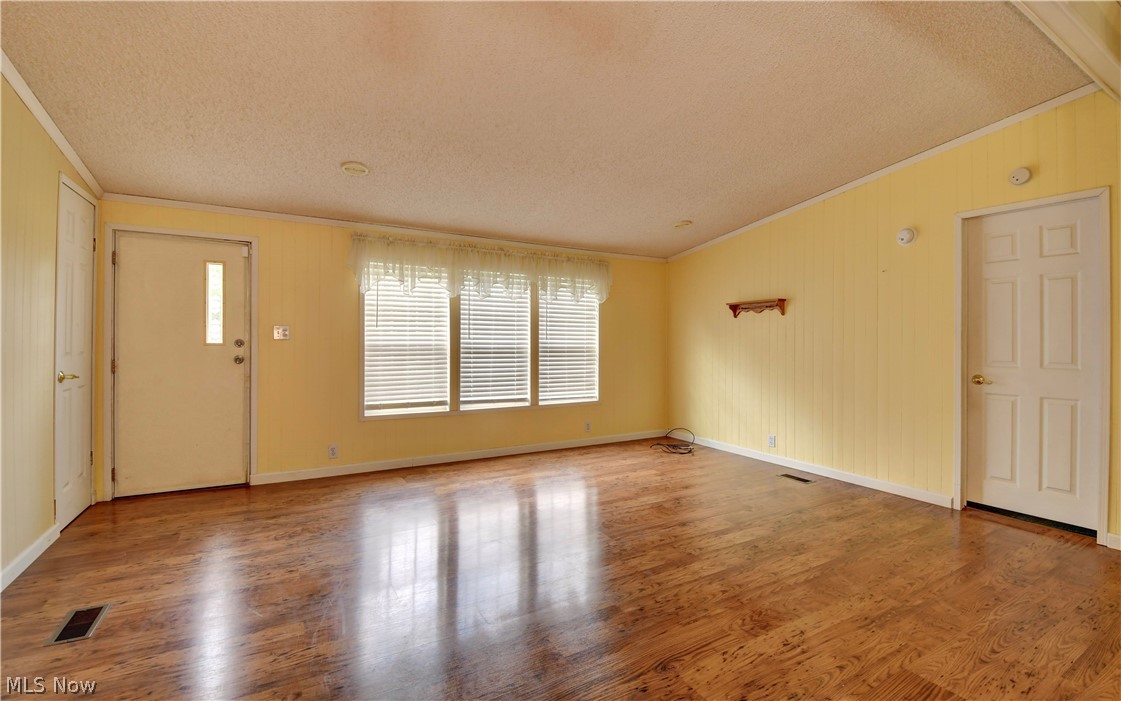 5338 Angela Drive NW Beach City OH 44608