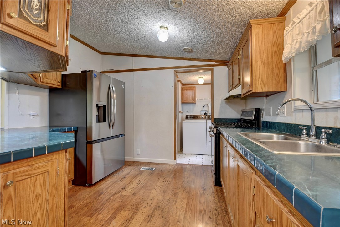 5338 Angela Drive NW Beach City OH 44608