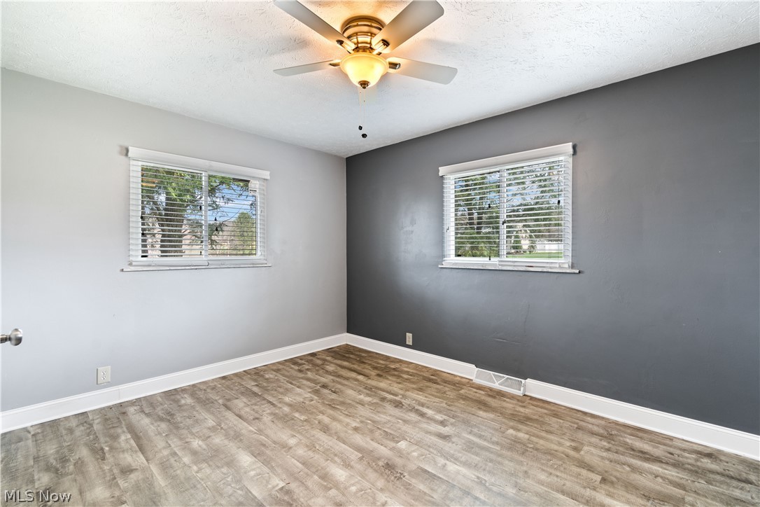 4742 Cherimoya Avenue Green OH 44319