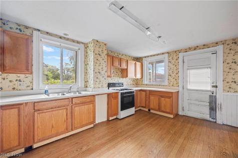 115 Cascade Street Elyria OH 44035