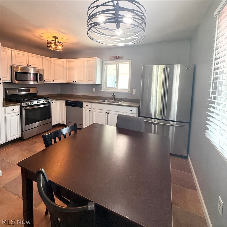 490 Myra Drive Chardon OH 44024