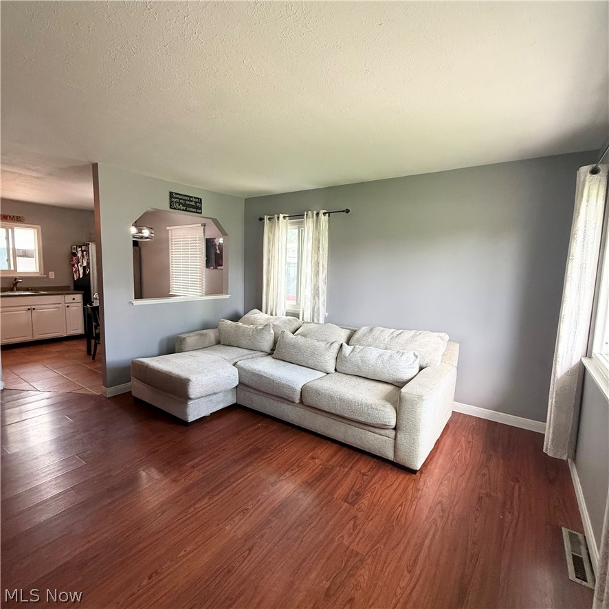 490 Myra Drive Chardon OH 44024