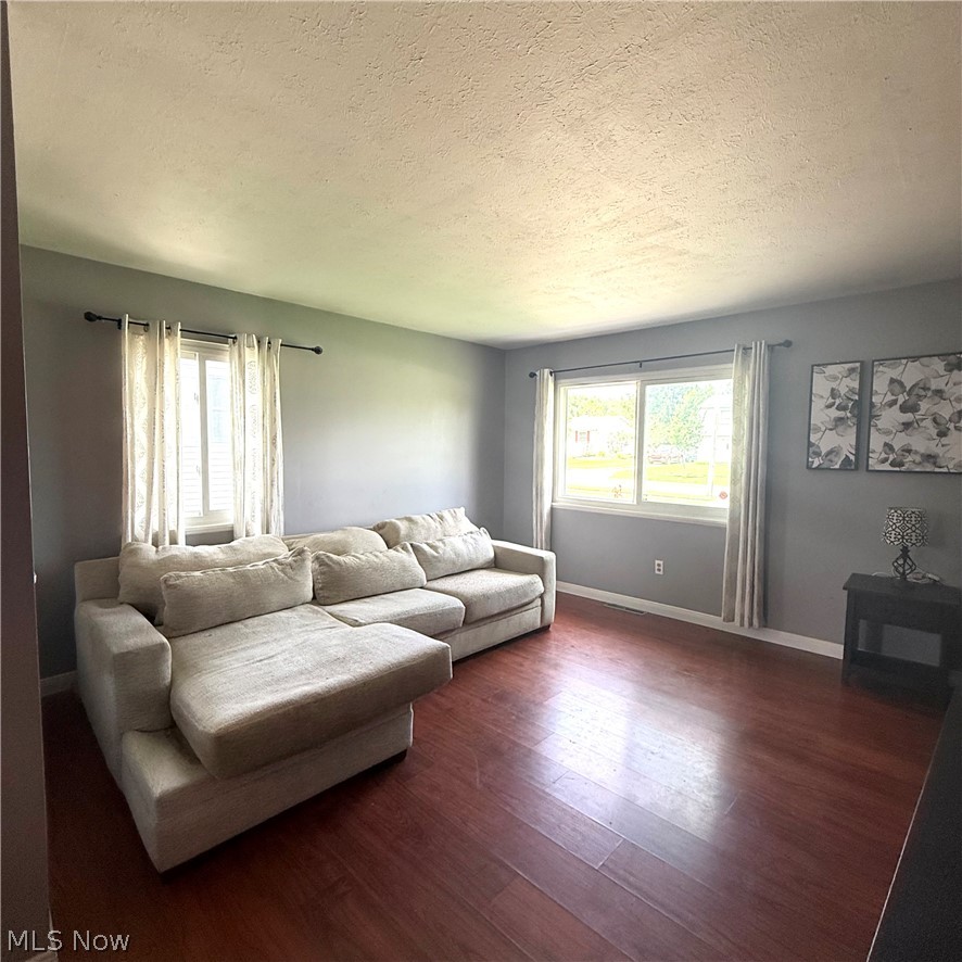 490 Myra Drive Chardon OH 44024