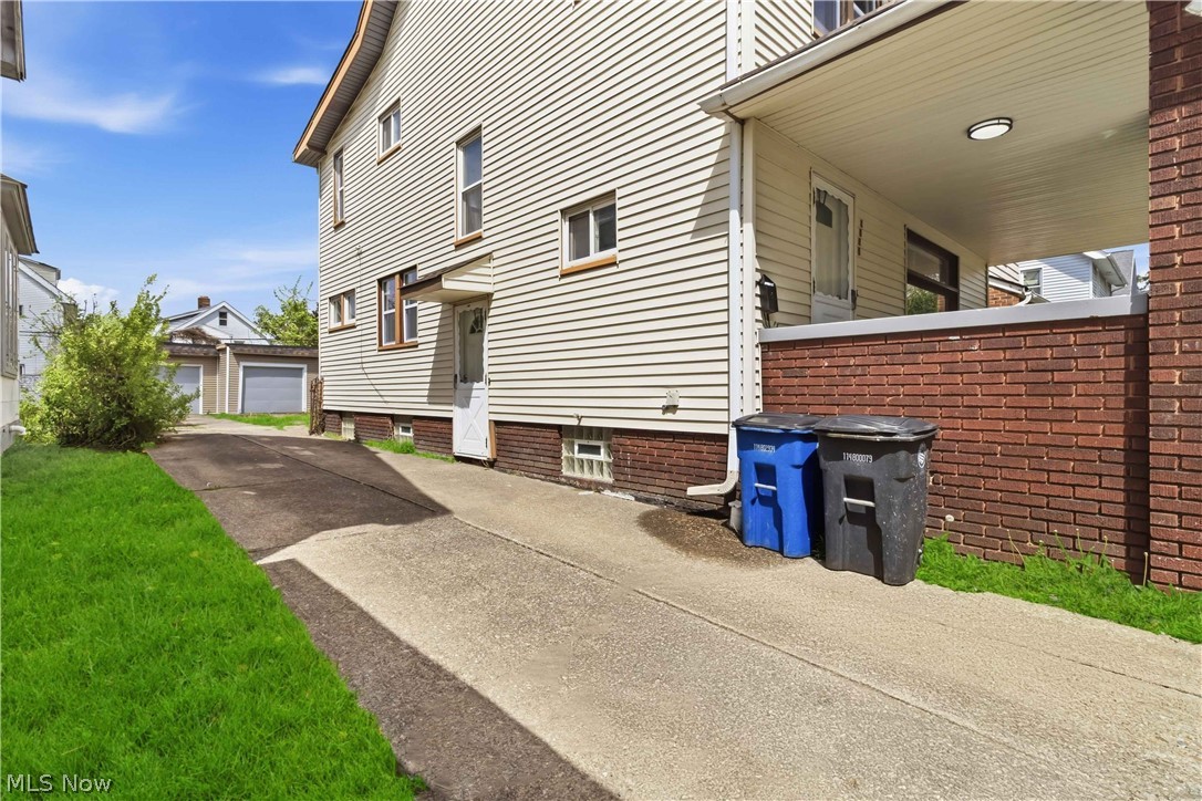3370 E 137th Street Cleveland OH 44120