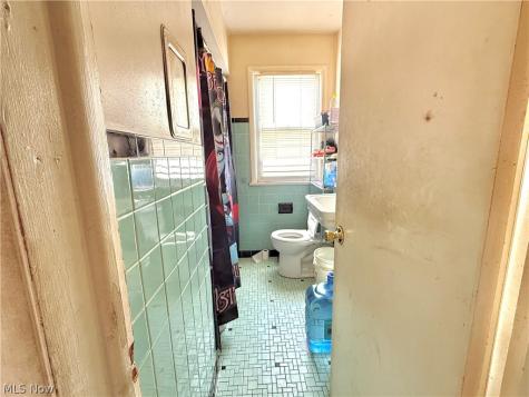 3370 W 128th Street Cleveland OH 44111