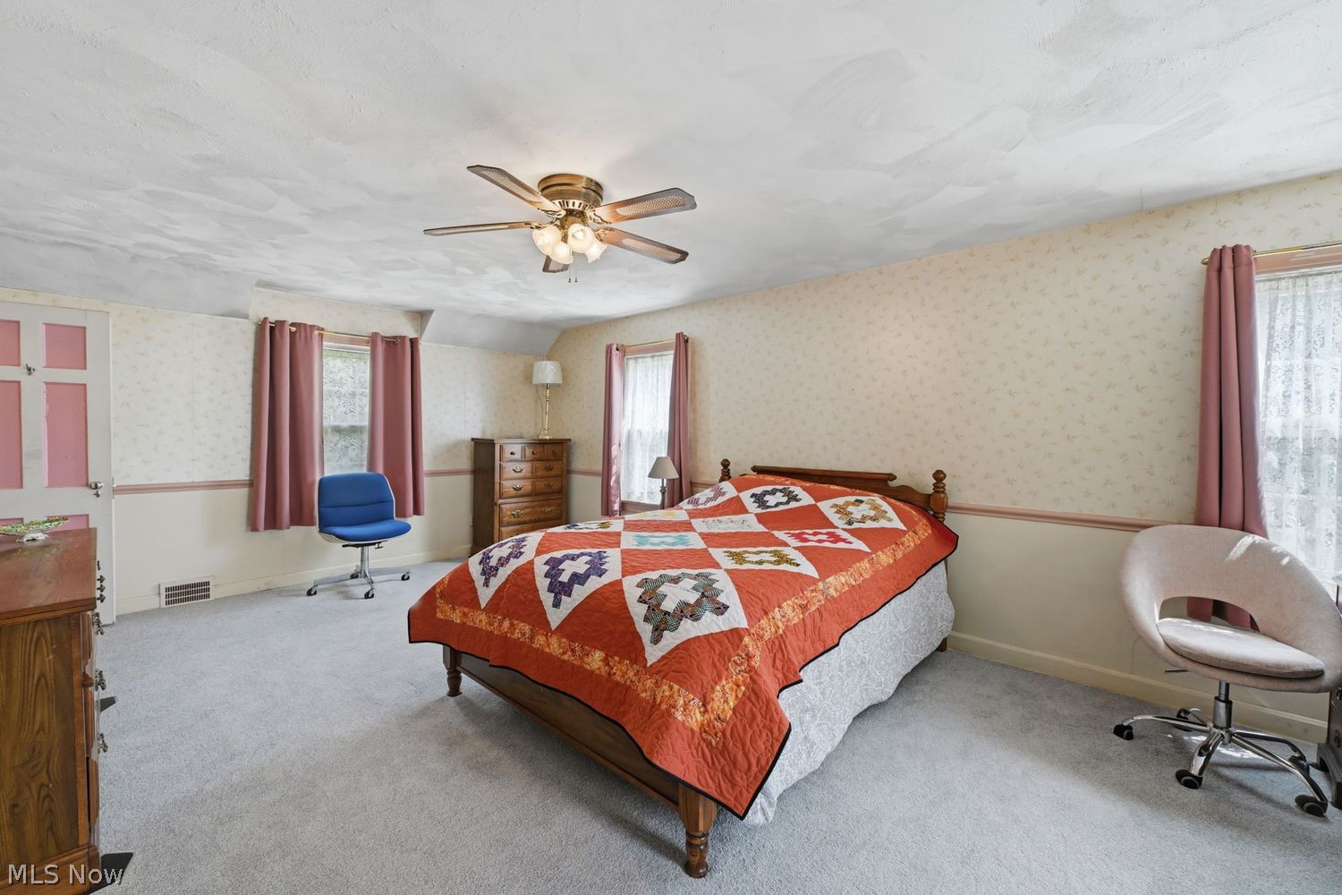 1200 Delia Avenue Akron OH 44320