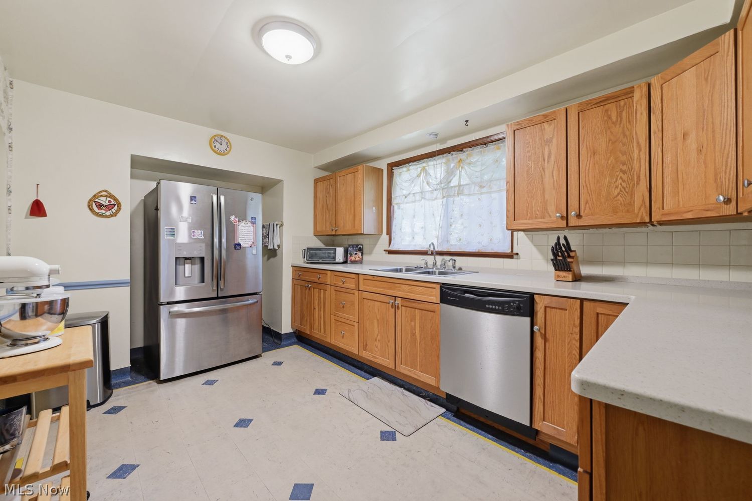 1200 Delia Avenue Akron OH 44320