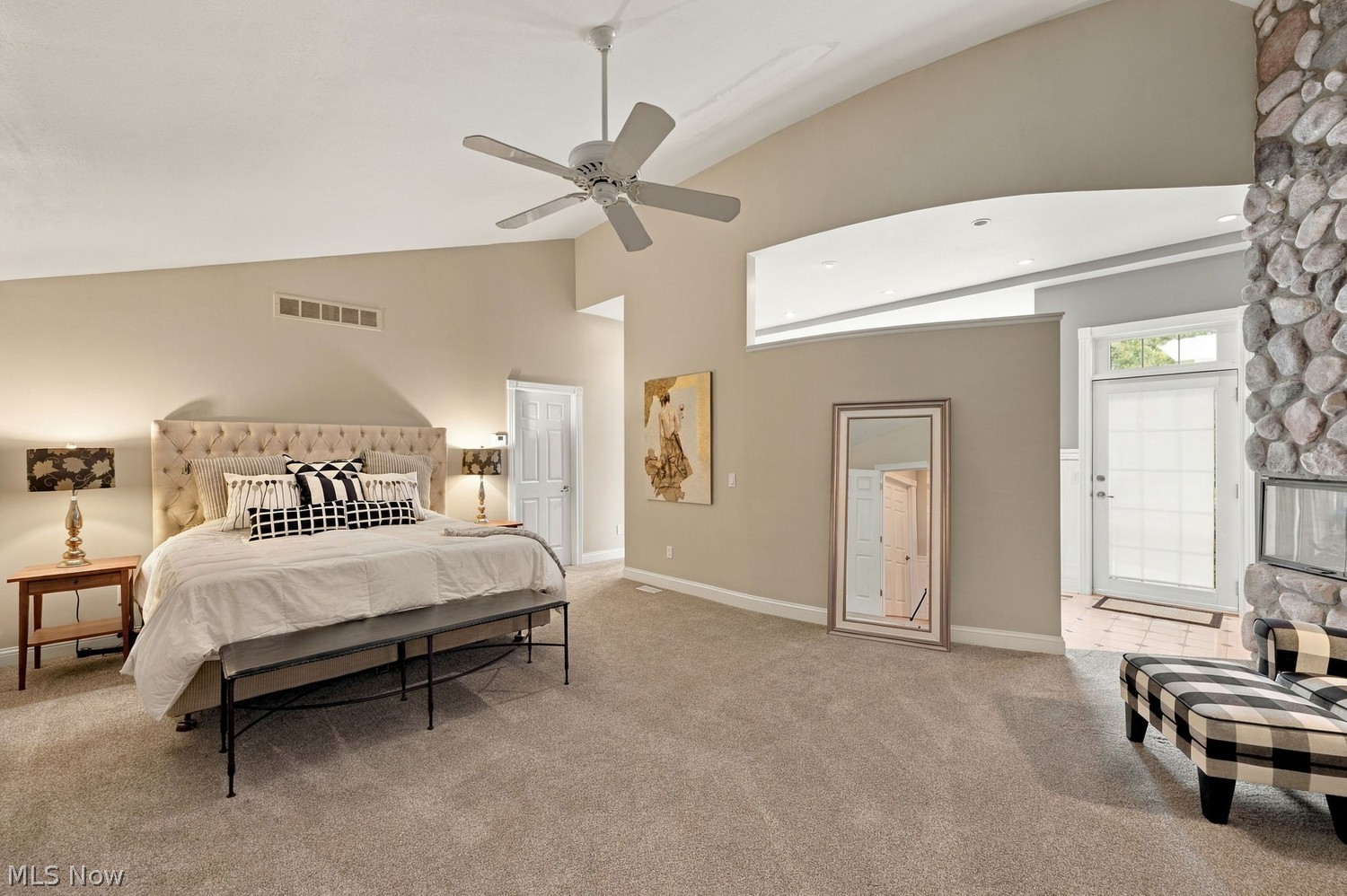 7596 N Vinemont Court Hudson OH 44236