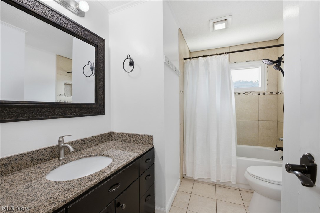 1253 Golden Gate Boulevard Mayfield Heights OH 44124