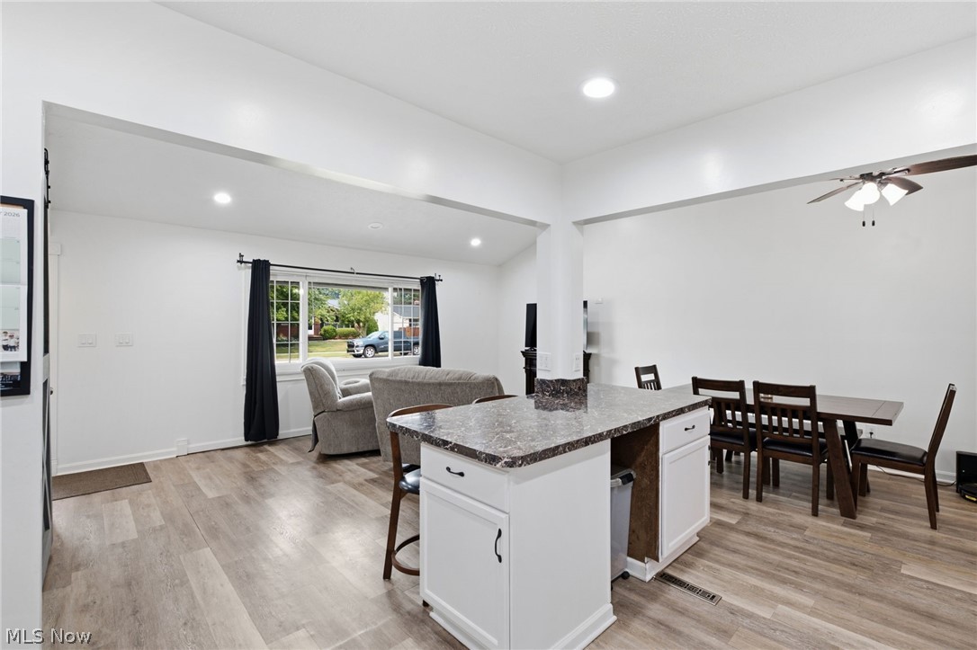 1253 Golden Gate Boulevard Mayfield Heights OH 44124