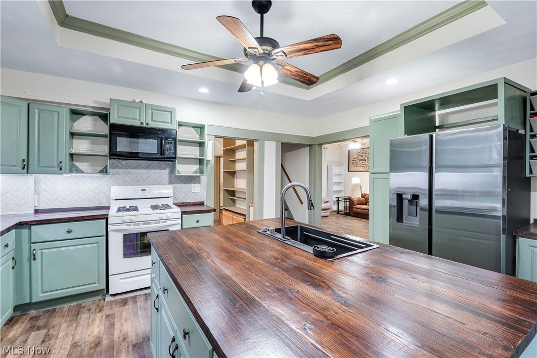 334 N Main Street Columbiana OH 44408