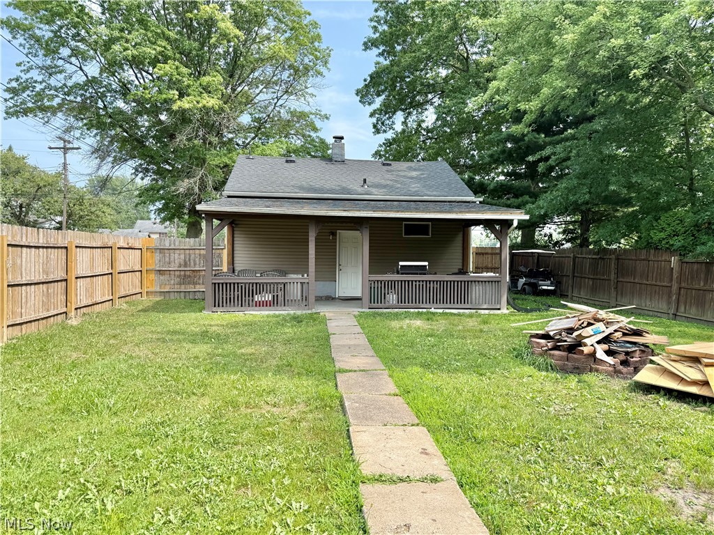 1351 Mazda Street NE Warren OH 44483