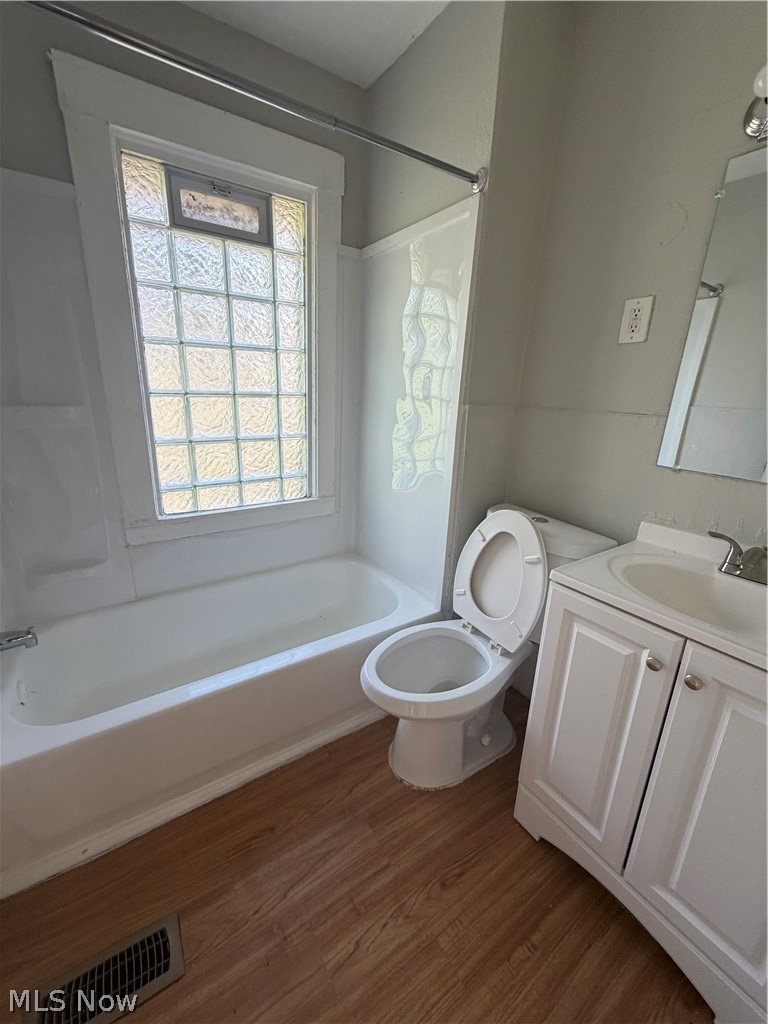 631 E 113th Street Cleveland OH 44108