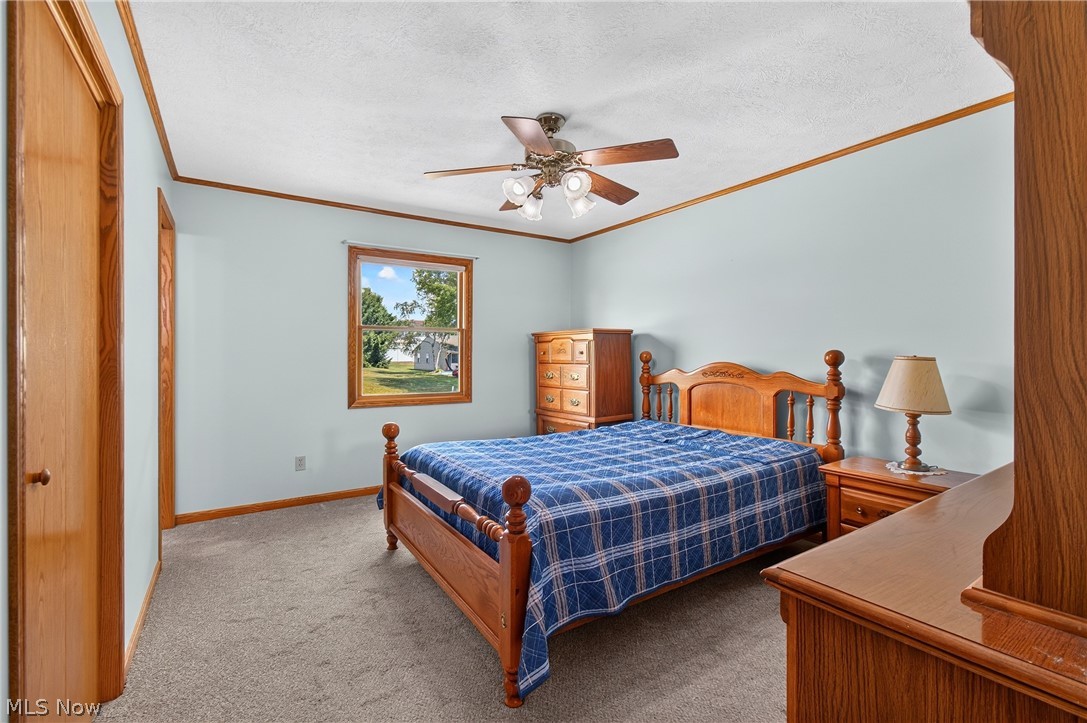5732 Perry Hills Drive SW Canton OH 44706