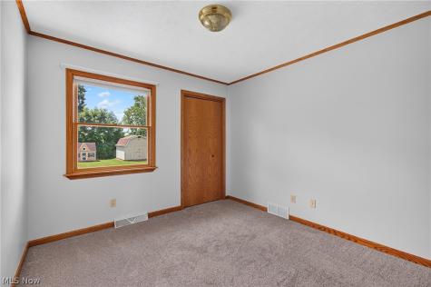 5732 Perry Hills Drive SW Canton OH 44706