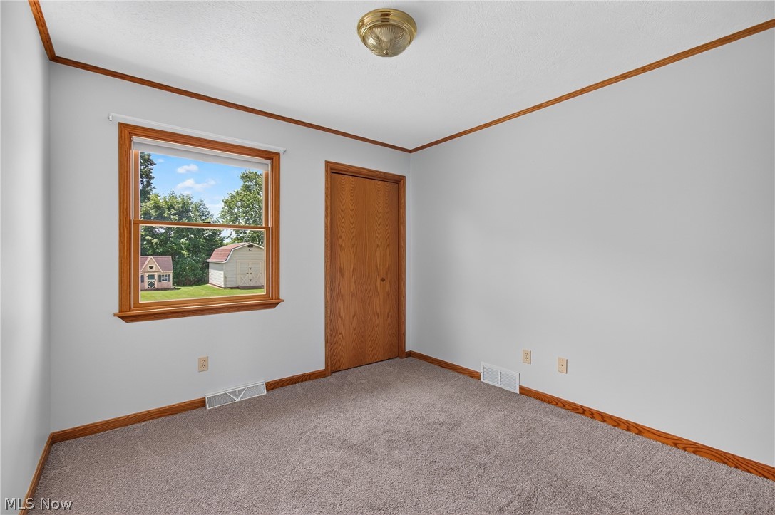 5732 Perry Hills Drive SW Canton OH 44706