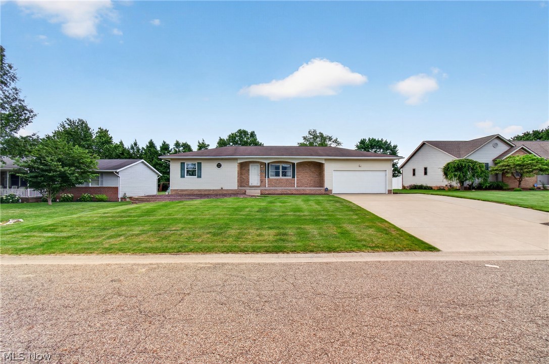 5732 Perry Hills Drive SW Canton OH 44706