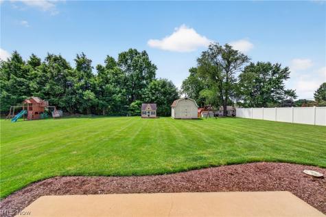 5732 Perry Hills Drive SW Canton OH 44706