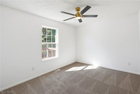 1844 Cramer Avenue Akron OH 44312