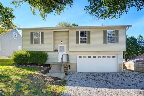 1844 Cramer Avenue Akron OH 44312