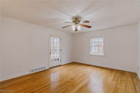 19615 Scottsdale Boulevard Shaker Heights OH 44122