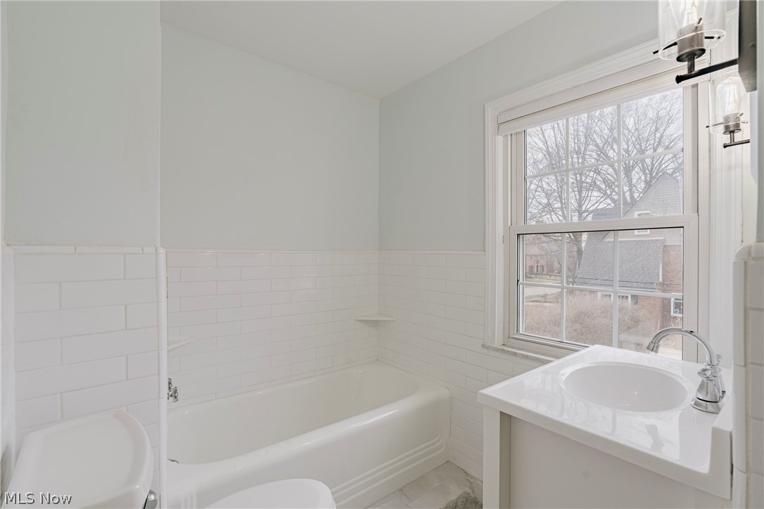 19615 Scottsdale Boulevard Shaker Heights OH 44122