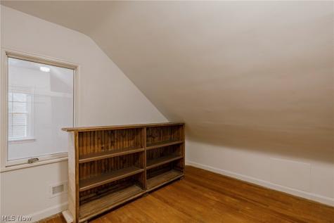 19615 Scottsdale Boulevard Shaker Heights OH 44122