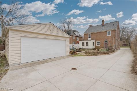 19615 Scottsdale Boulevard Shaker Heights OH 44122