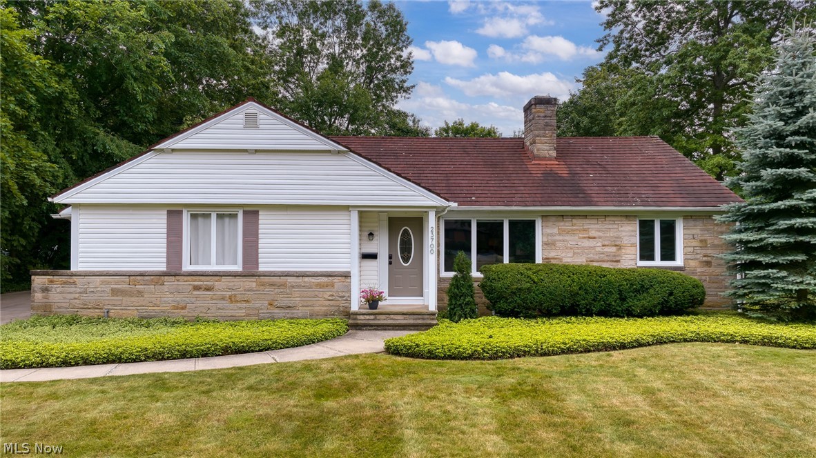 23700 Hazelmere Road Shaker Heights OH 44122