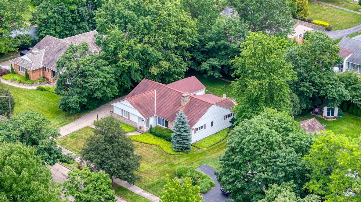 23700 Hazelmere Road Shaker Heights OH 44122