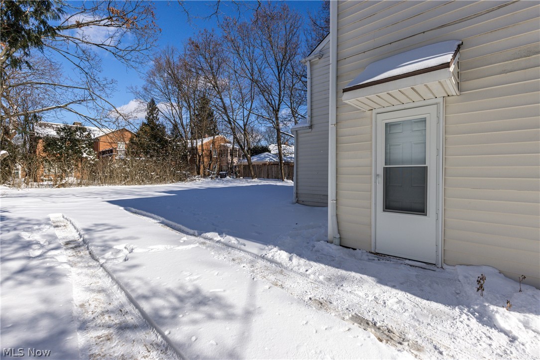 19013 Chagrin Boulevard Shaker Heights OH 44122