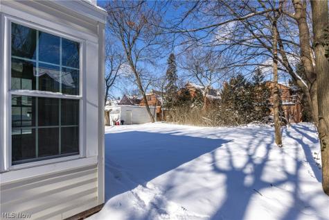 19013 Chagrin Boulevard Shaker Heights OH 44122