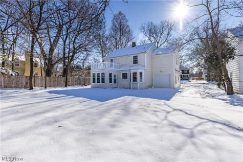 19013 Chagrin Boulevard Shaker Heights OH 44122