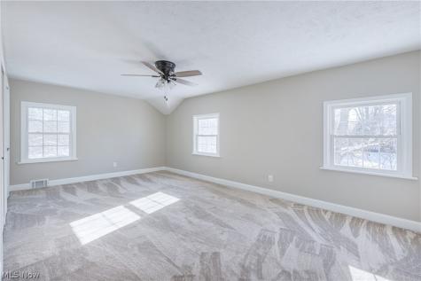 19013 Chagrin Boulevard Shaker Heights OH 44122