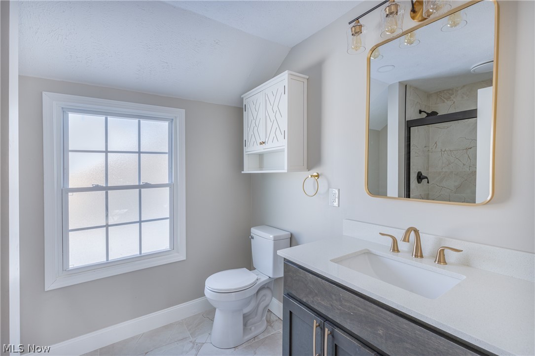 19013 Chagrin Boulevard Shaker Heights OH 44122