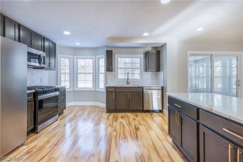 19013 Chagrin Boulevard Shaker Heights OH 44122