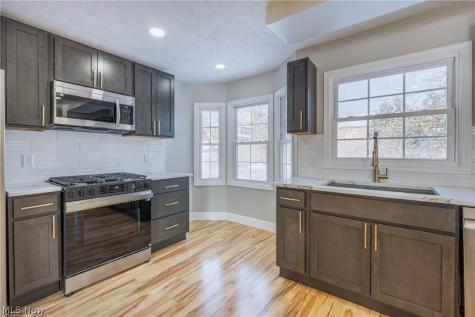 19013 Chagrin Boulevard Shaker Heights OH 44122