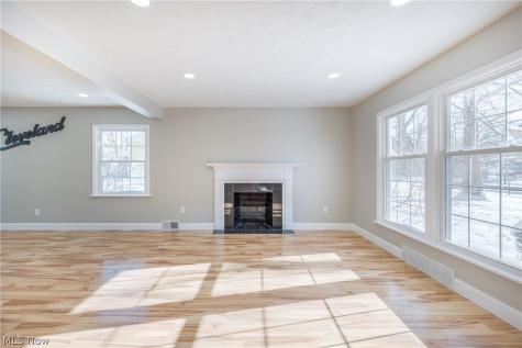 19013 Chagrin Boulevard Shaker Heights OH 44122
