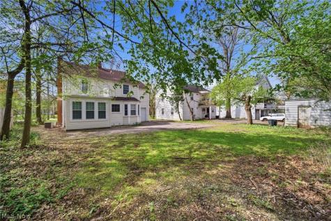 19013 Chagrin Boulevard Shaker Heights OH 44122