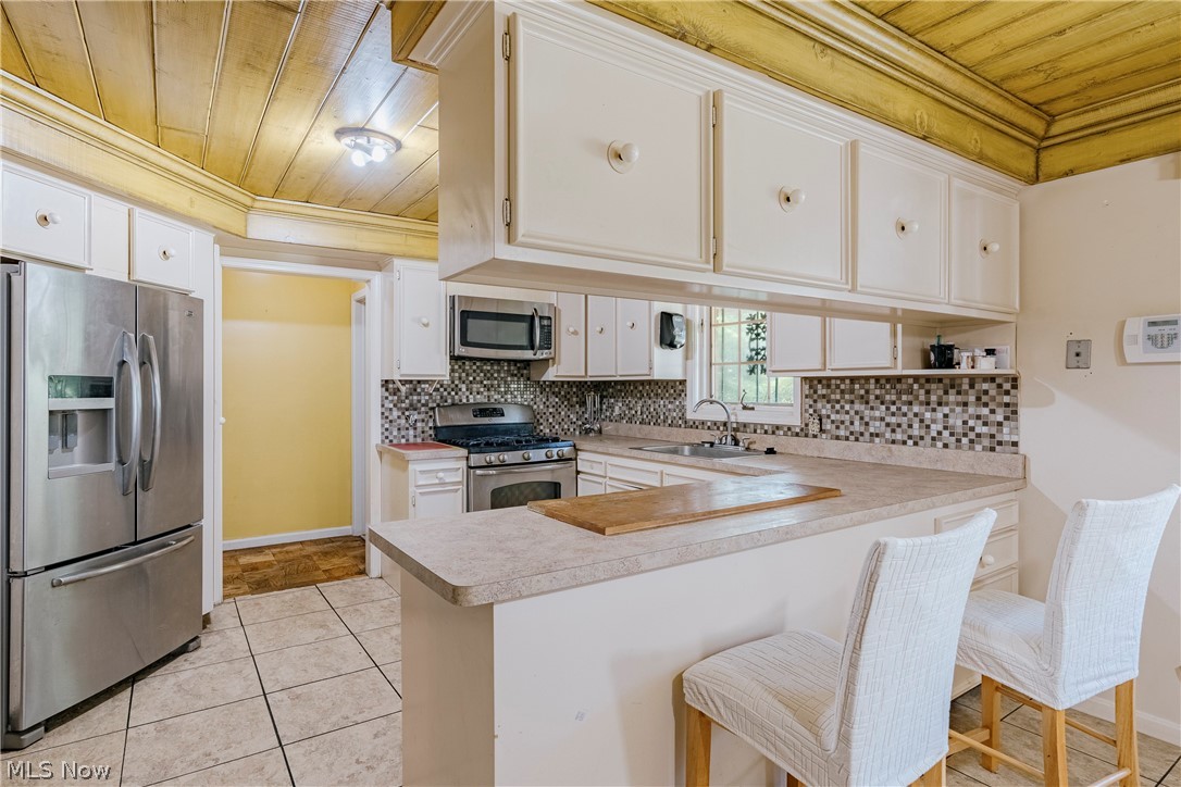 477 Snavely Road Richmond Heights OH 44143