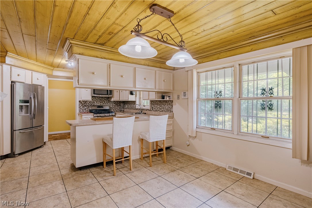 477 Snavely Road Richmond Heights OH 44143