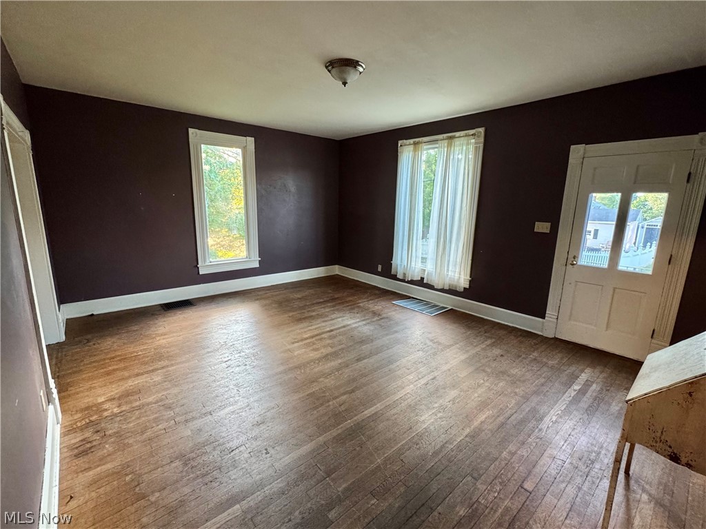 1409 Spring Street Coshocton OH 43812