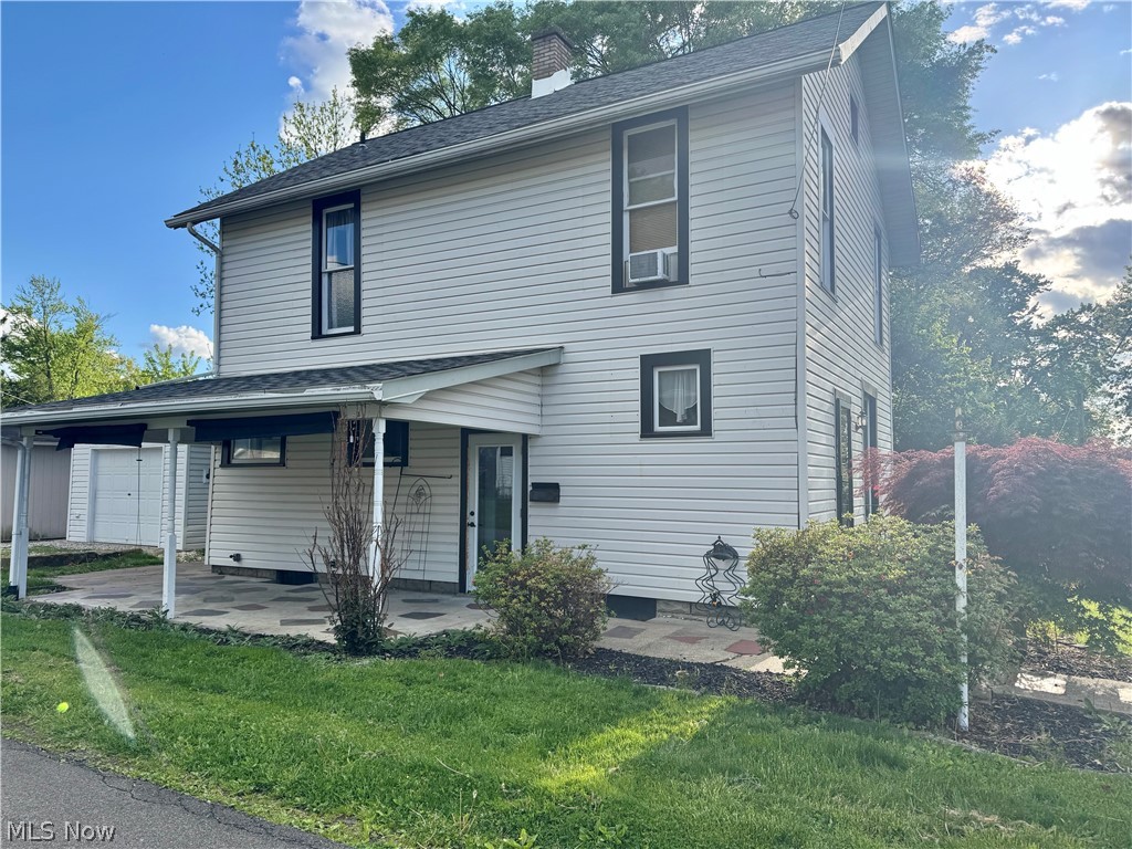 1409 Spring Street Coshocton OH 43812